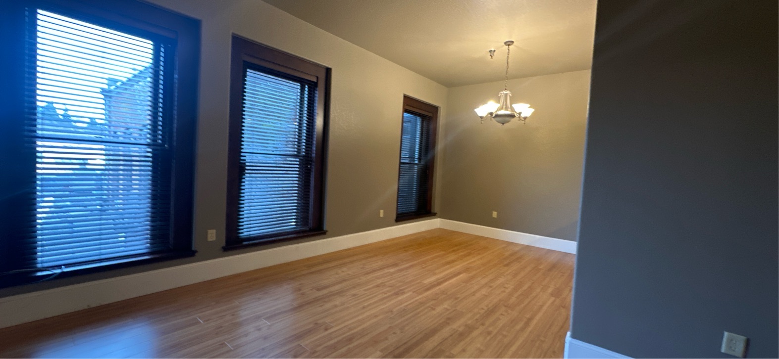 201 East Main Street - 4