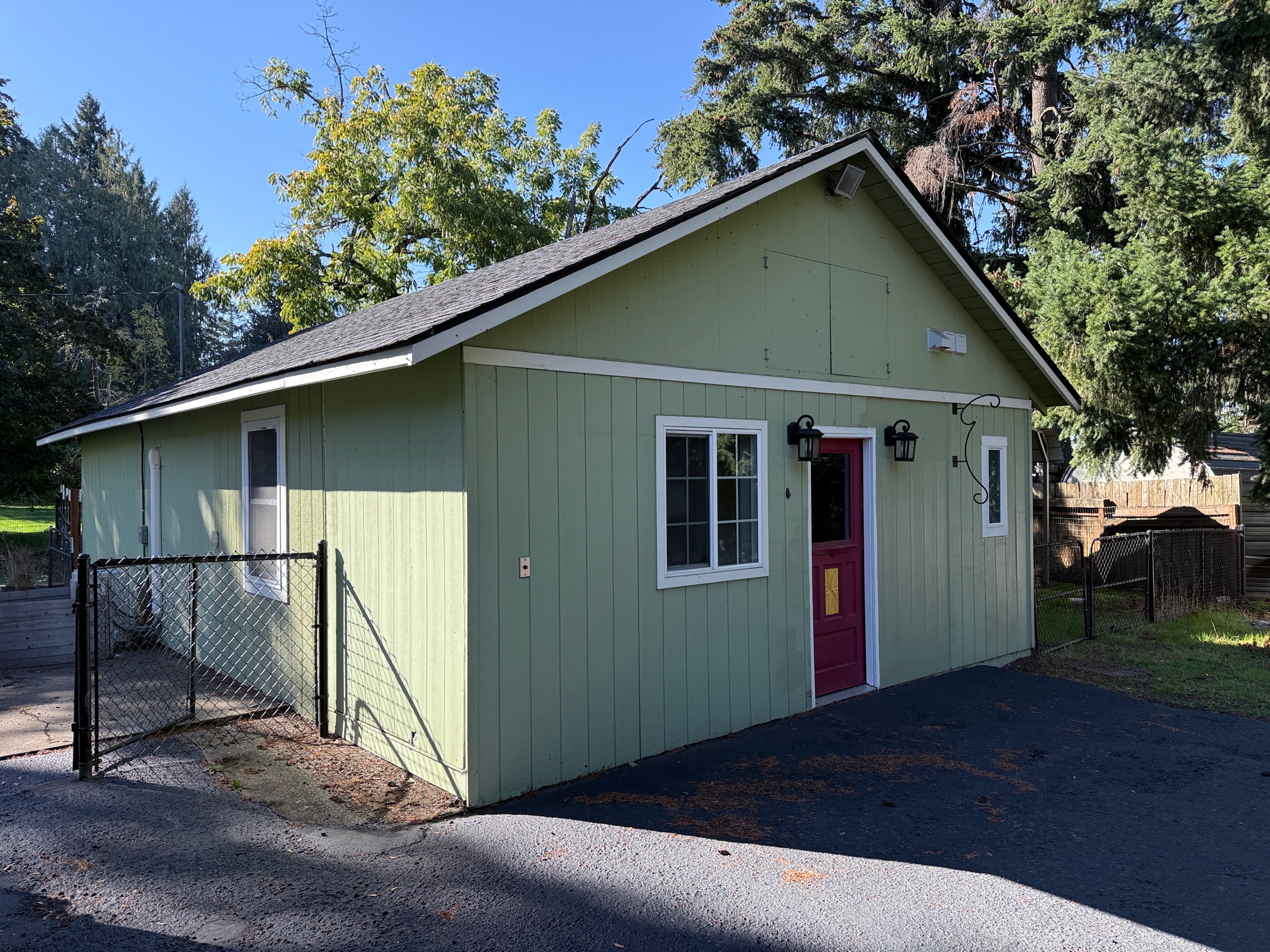 1067 Oak Street - 2